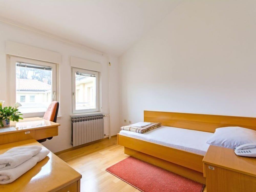 undefined B&B Dormitorij 5