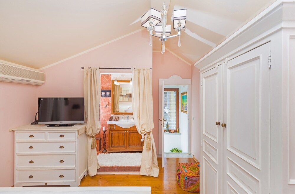 undefined Zucchero 6