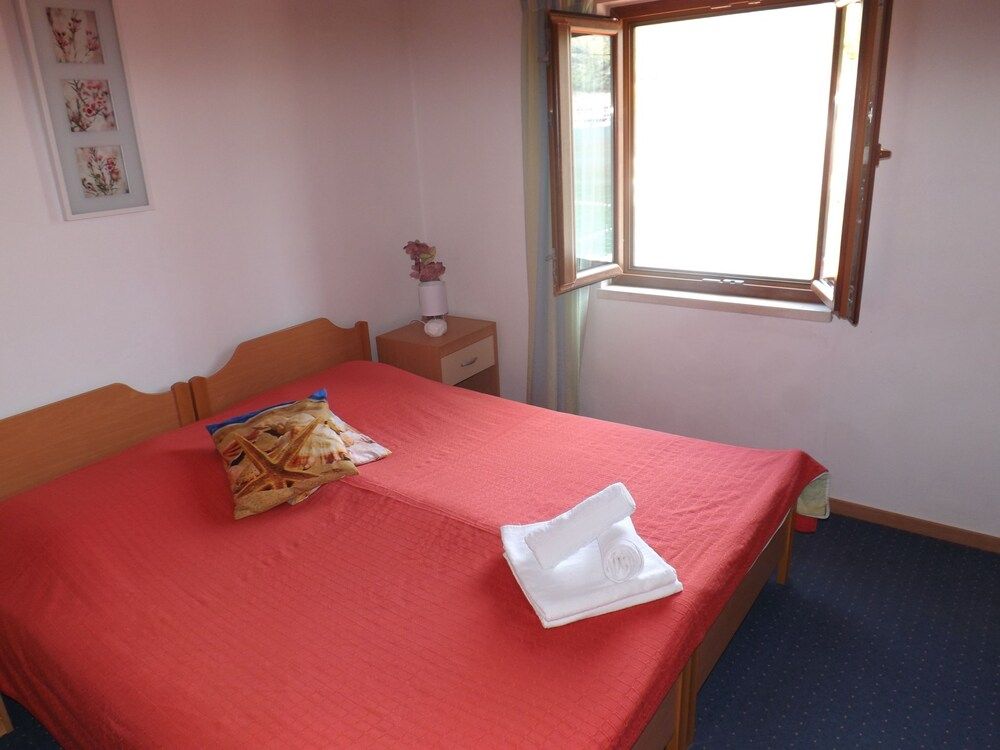 Villa Mali Raj Double Room, 2 Twin Beds 5