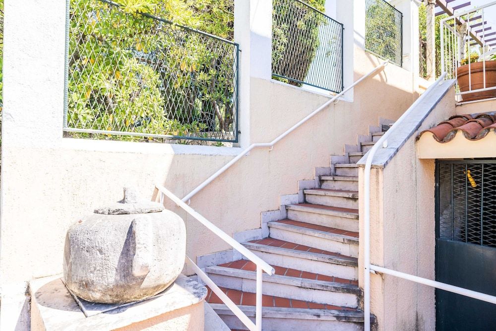 undefined Rooms Nina 9