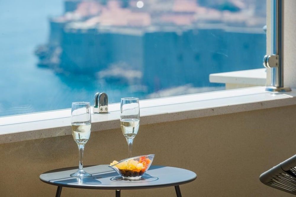 Apartments Horizon Apartment (One-Bedroom Apartment with Balcony an) 8