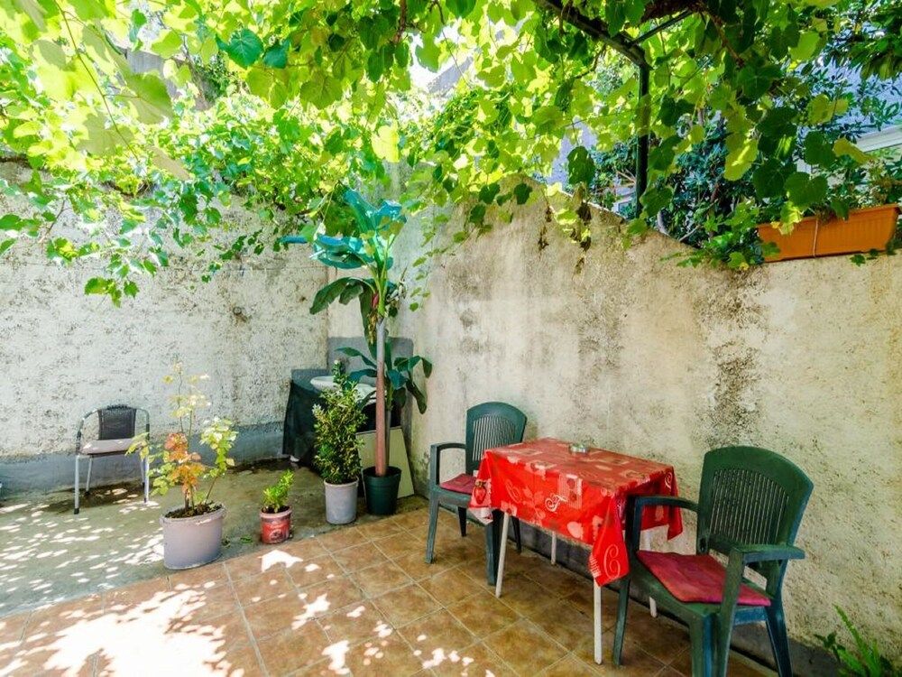 Guest House Mara Double Room (Double Room) 10