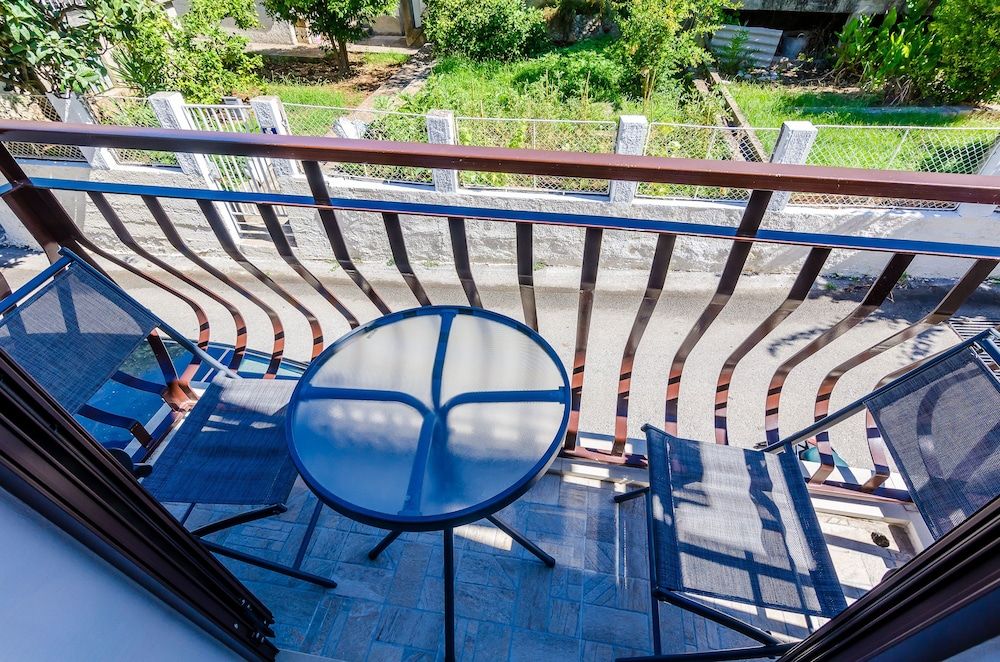 undefined Room Bruna 8