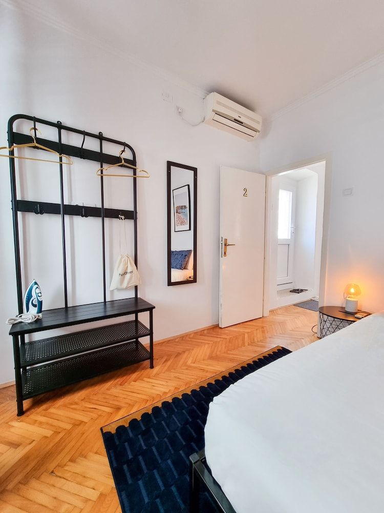 undefined De Spot Guest House