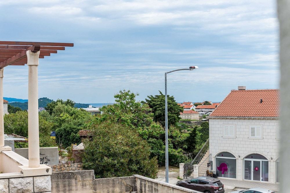 undefined Bovolini's Room 3