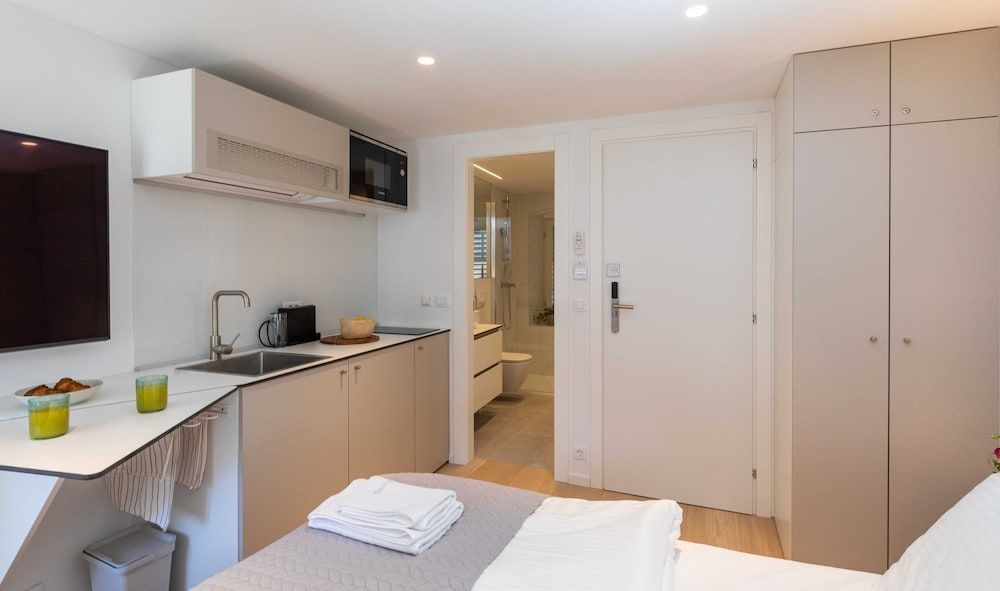 Apartments u Nikše Studio (Studio Apartment with City View) 3