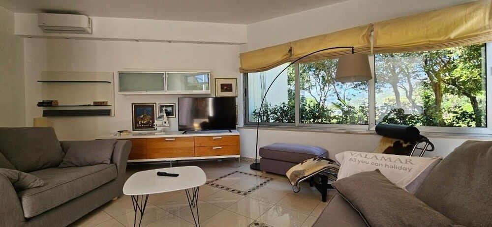 Adriatic Resort Apartments Luxury Apartment, 4 Bedrooms, Hot Tub, Sea View 5