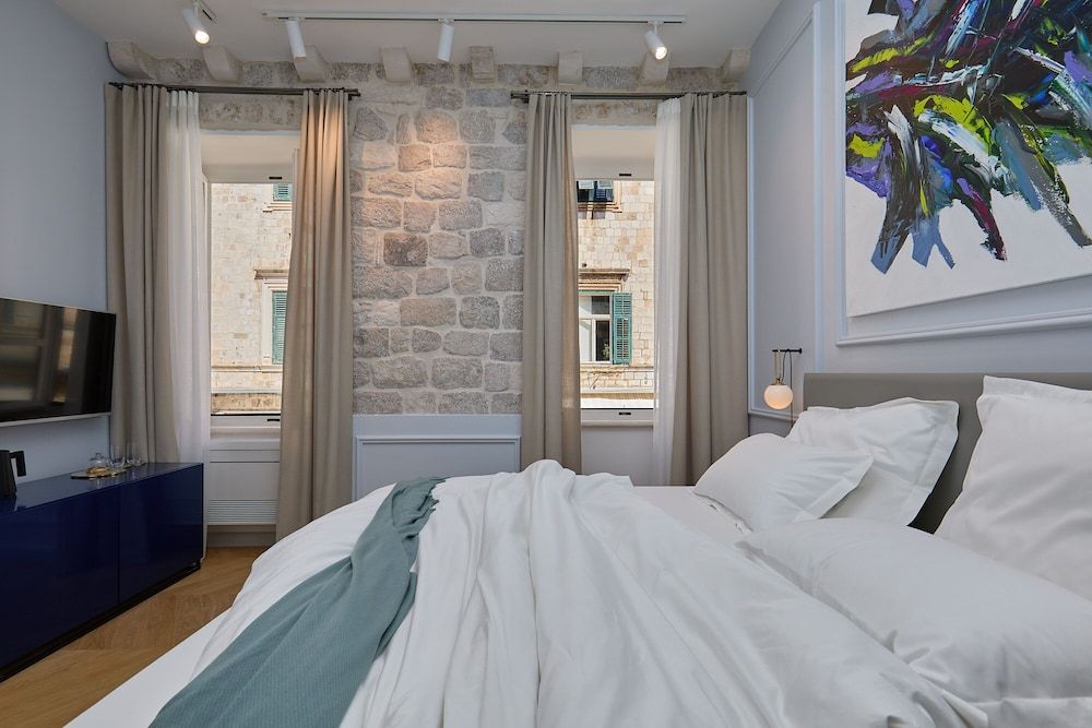 Bota Palace Deluxe Room (Stagnum)