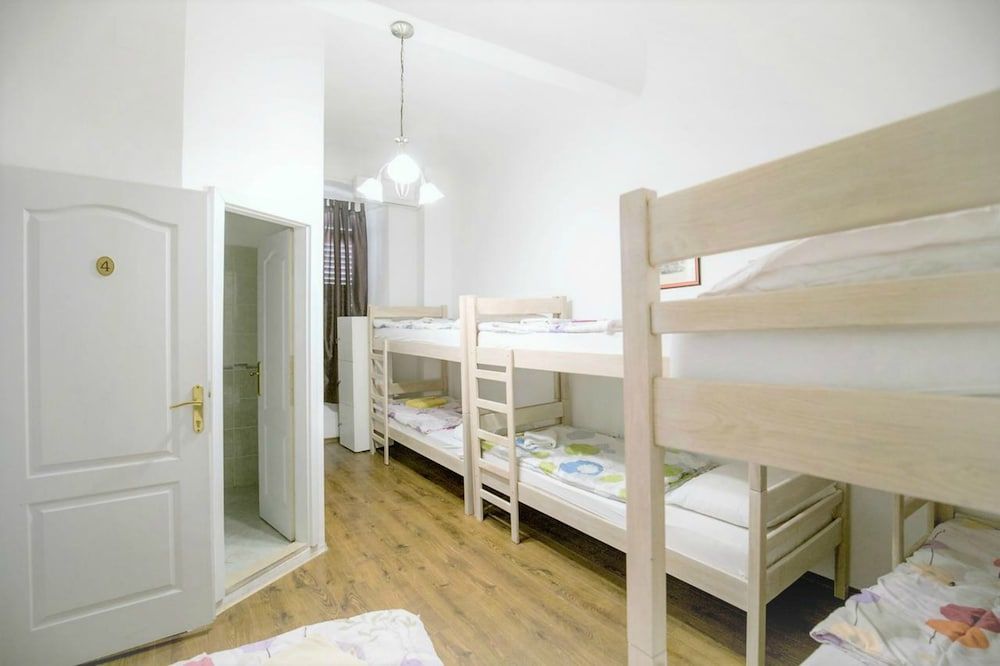 undefined Hostel Amnesia - Adults Only 3