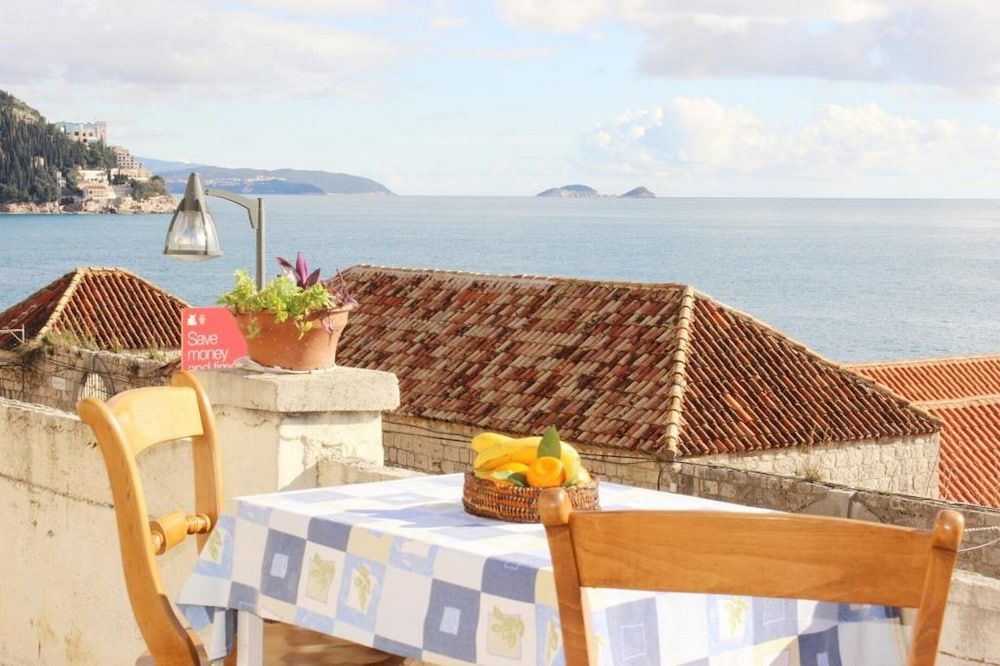 undefined Room Lazareti 2