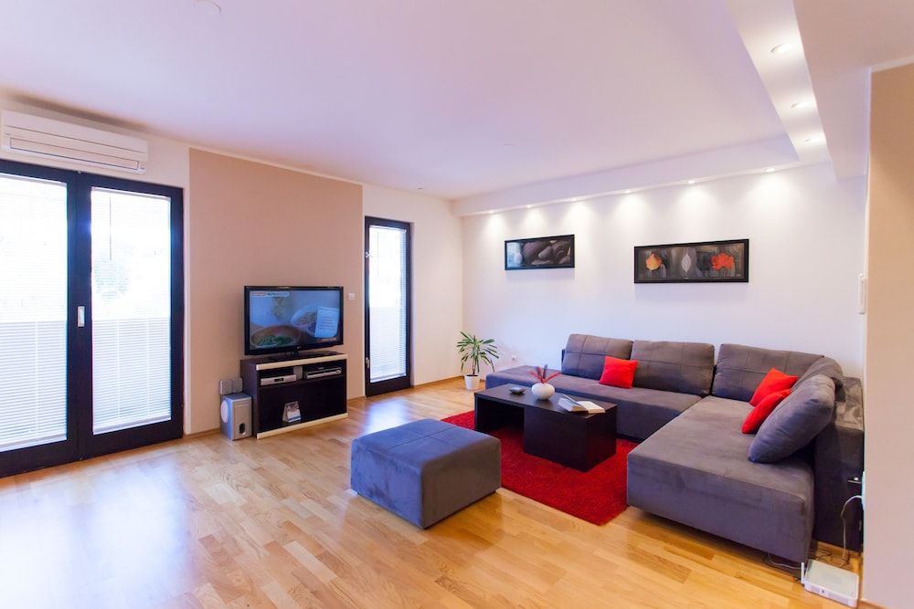 Apartment, Balcony