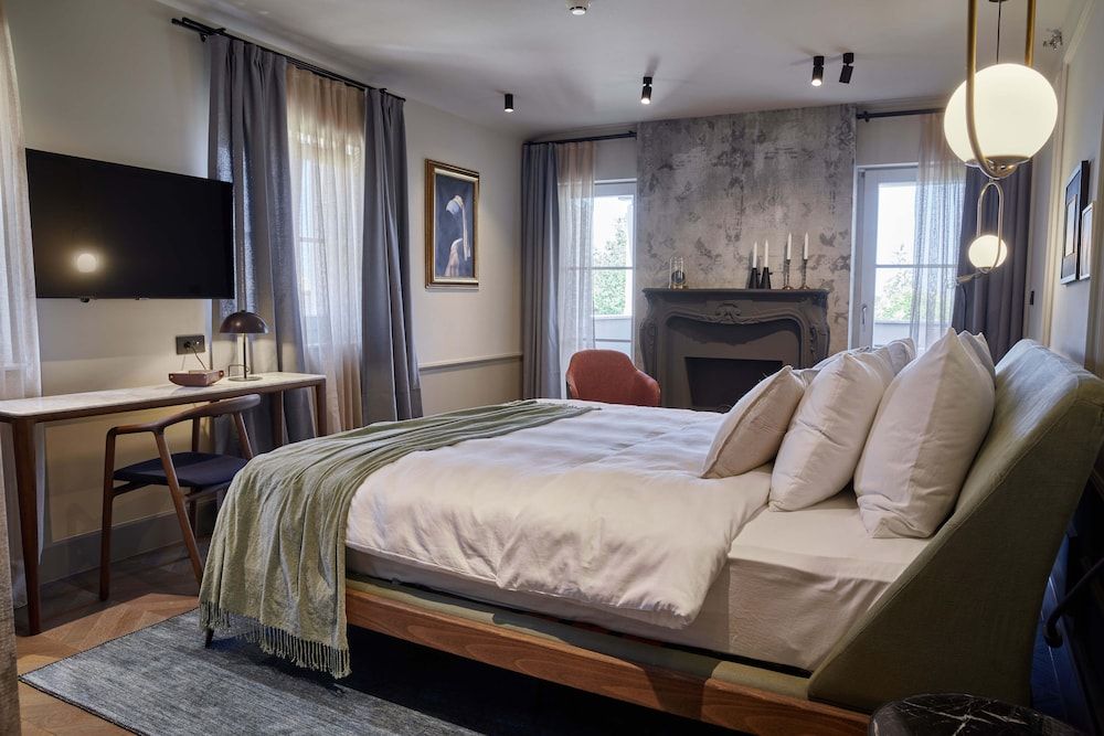 Deluxe Double Room Sea View with Balcony