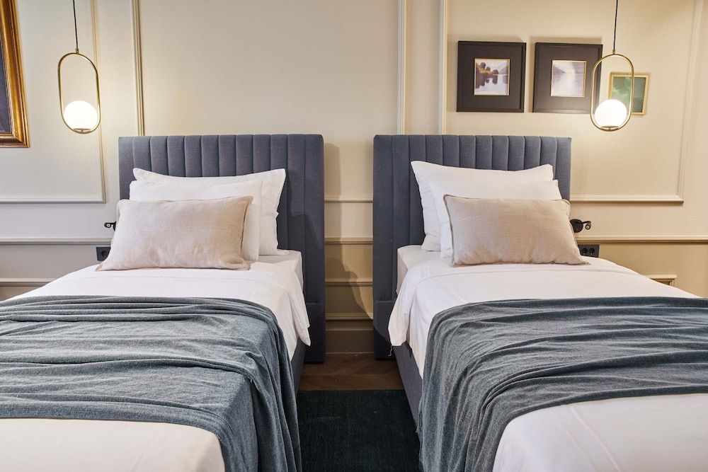 Deluxe Double or Twin Room Sea View