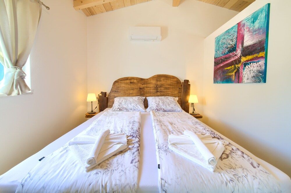 Deluxe Villa (1)