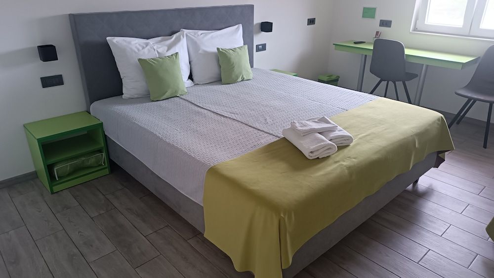 Rooms Jelak Comfort Room 2