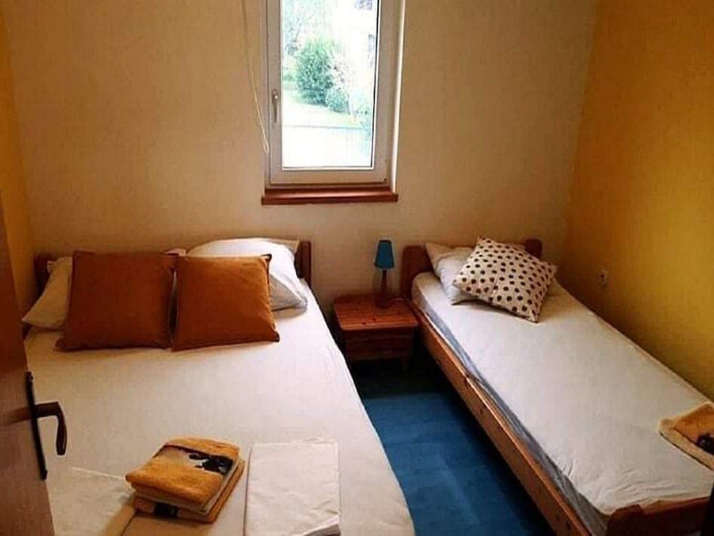 Apartment (One Bedroom Apartment with Balcony an)