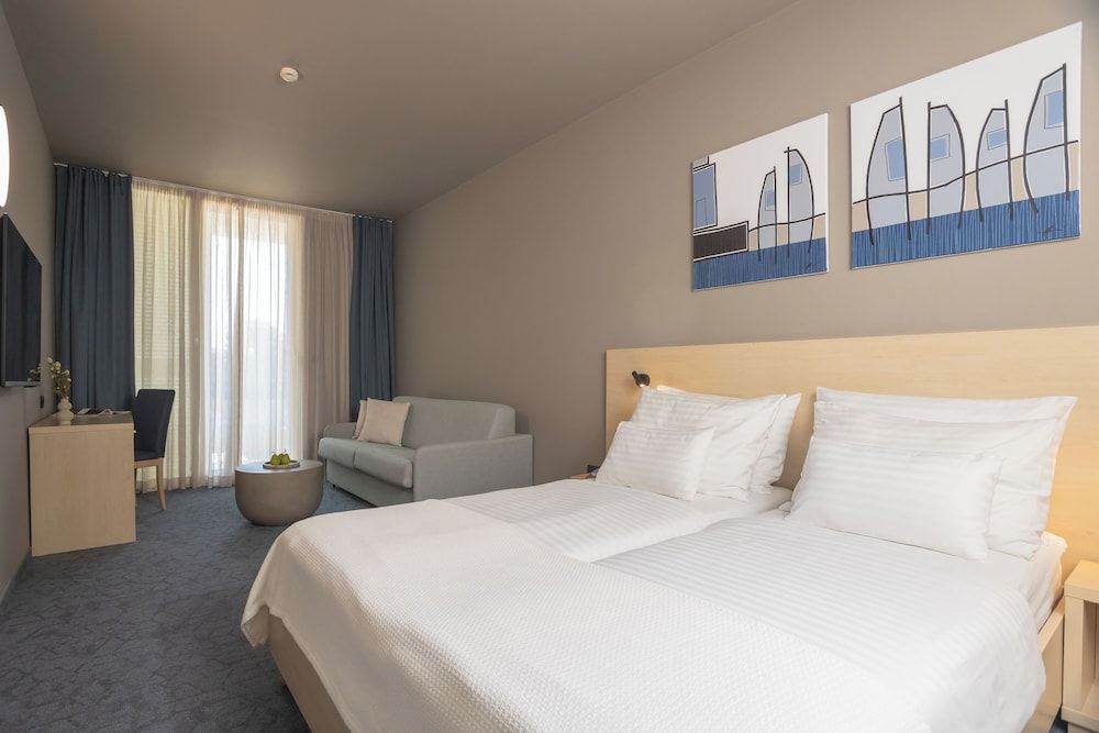 Comfort Quadruple Room