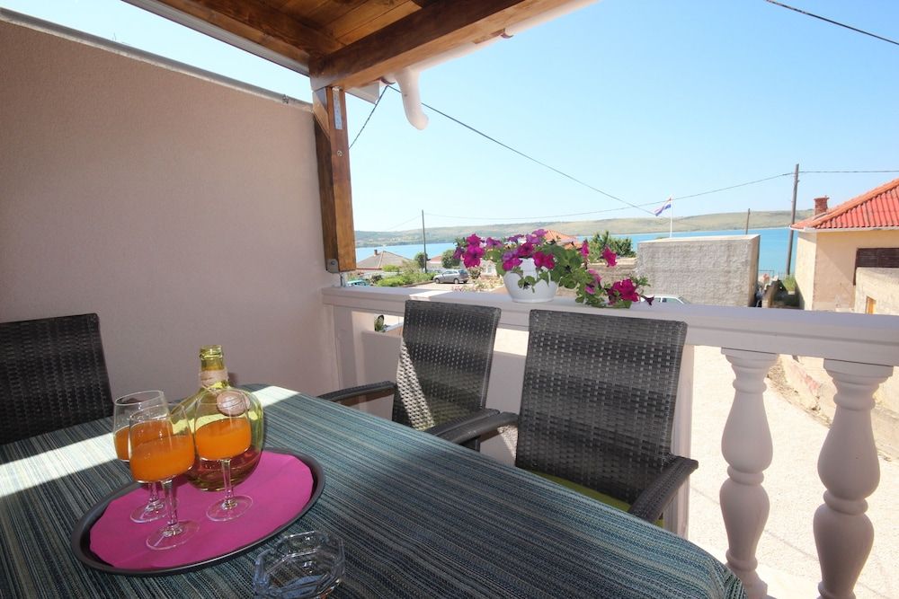 Apartment, 2 Bedrooms, Terrace