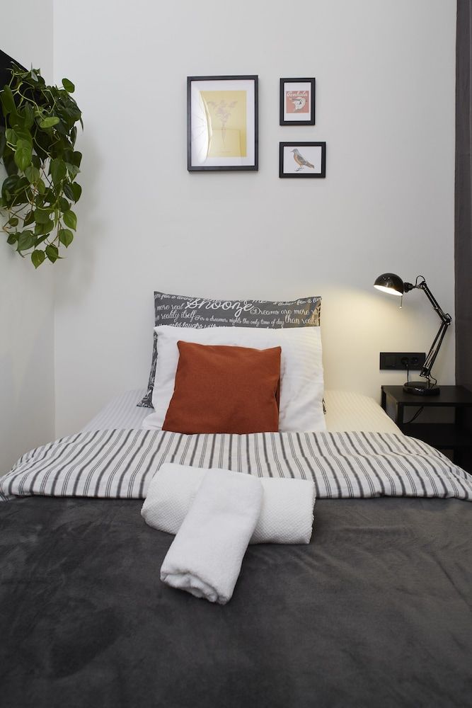 undefined Zest and Nest Boutique Apartments 9