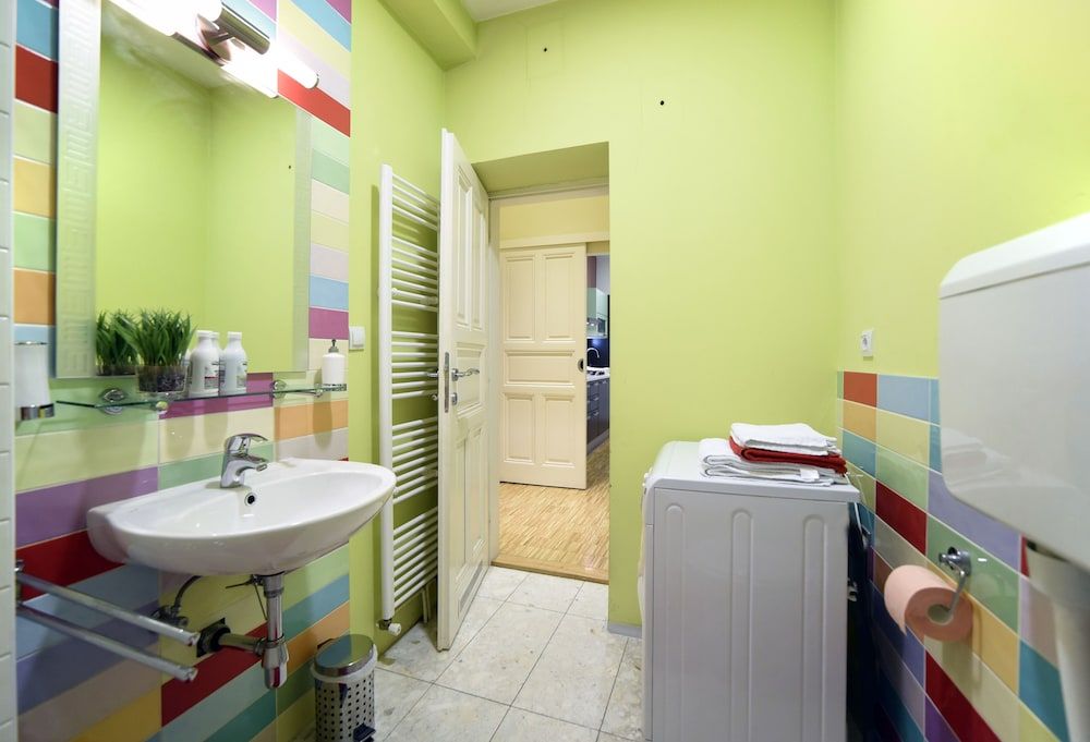 Apartments Twins Apartment, 1 Queen Bed with Sofa bed 5