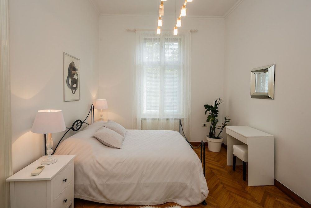 undefined Best Luxury apt in Zagreb for 16 ppl 5