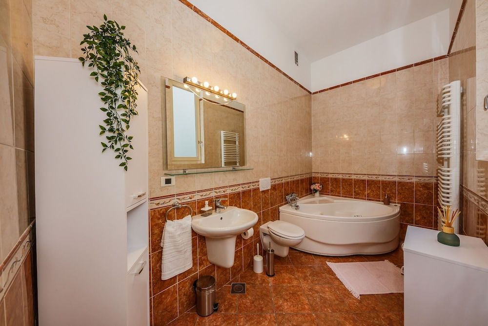 undefined Best Luxury apt in Zagreb for 16 ppl 10