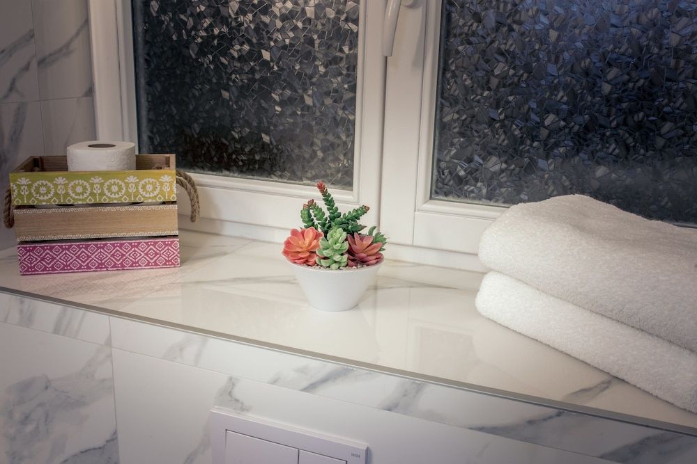 Apartments Beautiful You Are 2 Deluxe Studio Suite, 1 Bedroom (Podravina) 7