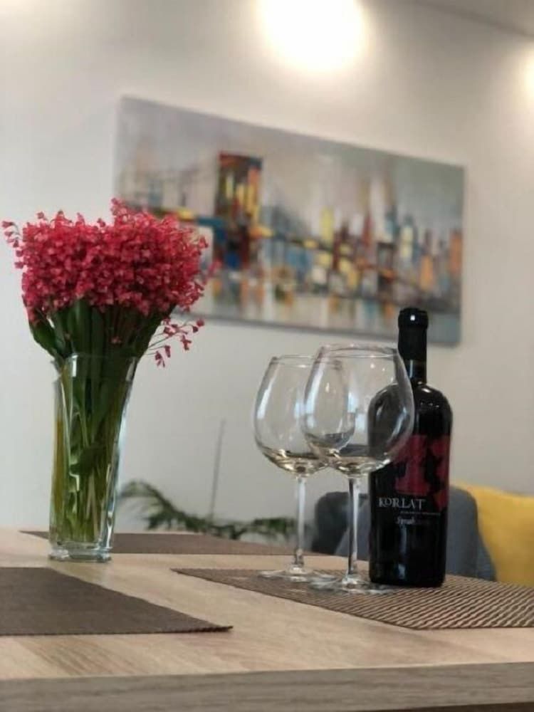 undefined Apartment Palm Home 9