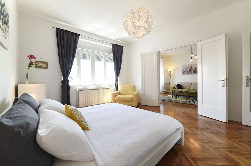 Sunny Apartment Apartment (Sunny) 8