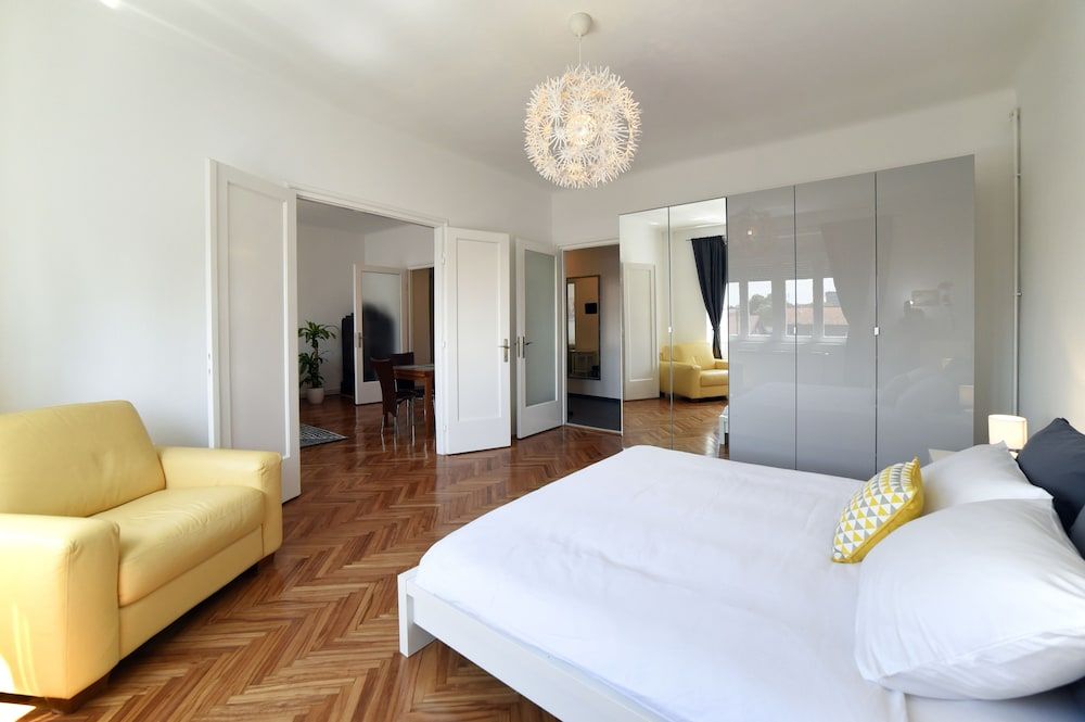 undefined Sunny Apartment 10