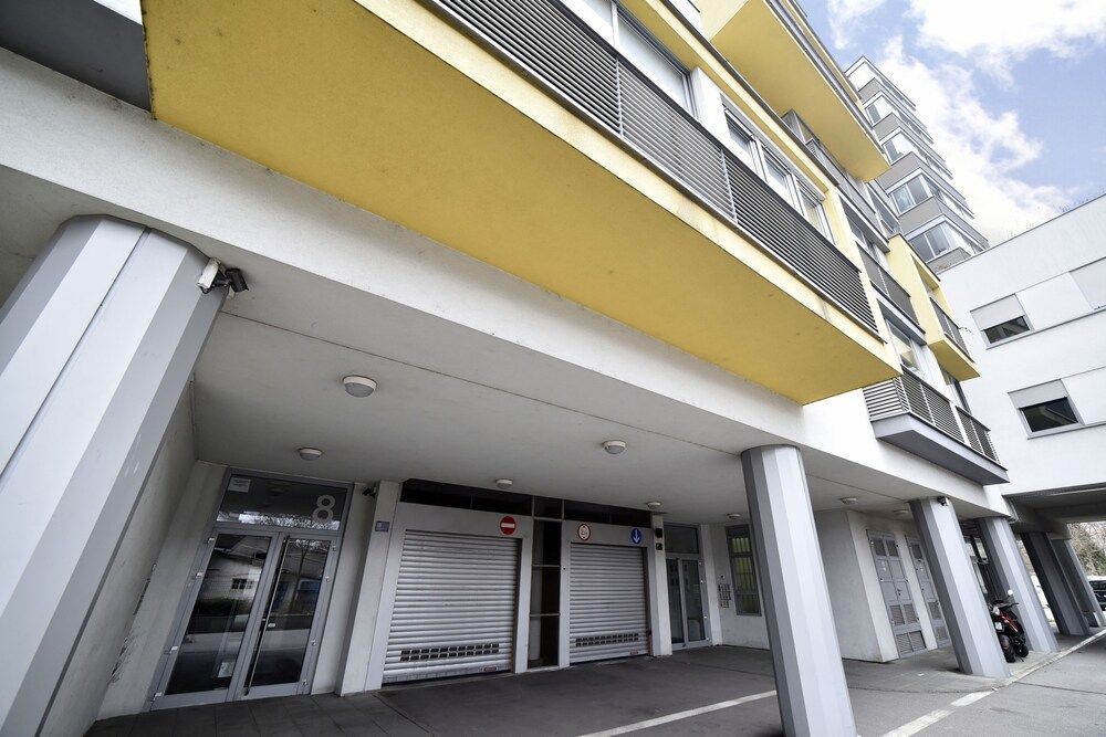 undefined Botanic Apartment 3