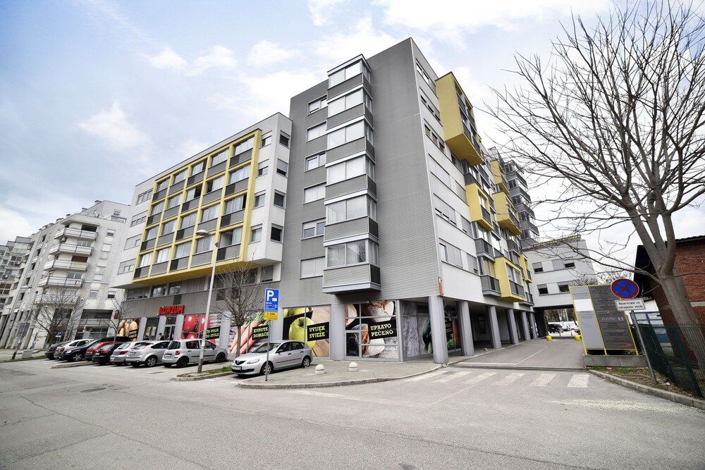 undefined Botanic Apartment 2