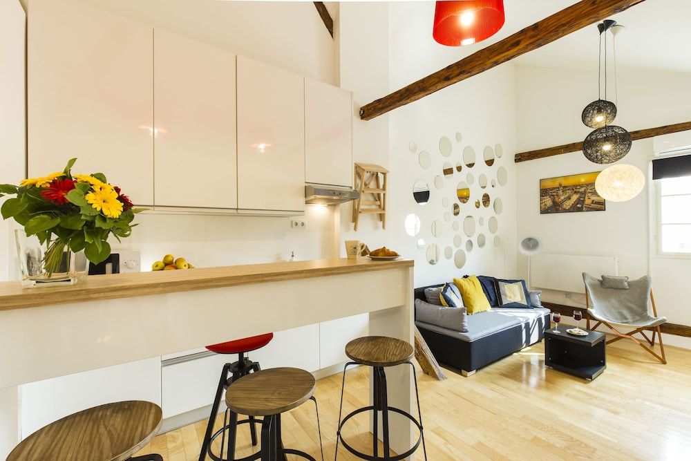 undefined AS Apartment 9