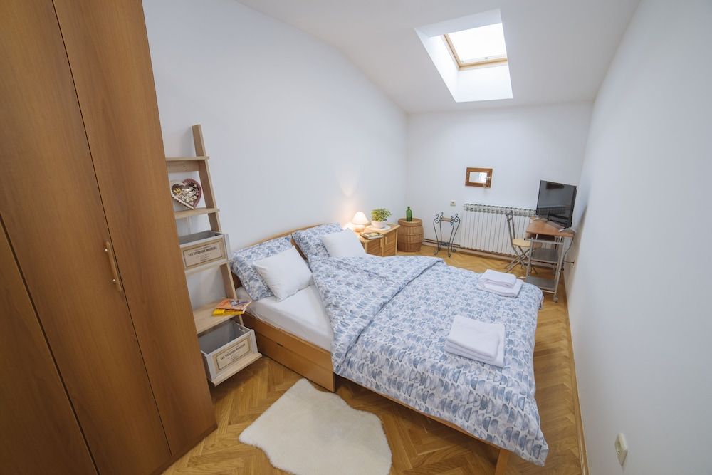 undefined Apartment F9 10