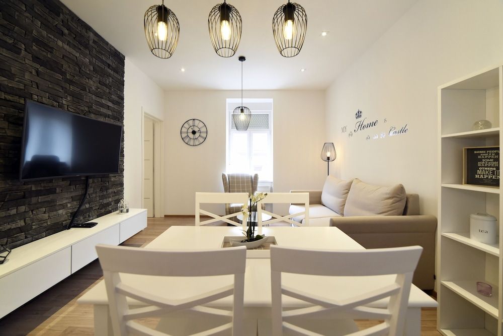 undefined First Choice Centar - Primorska 3