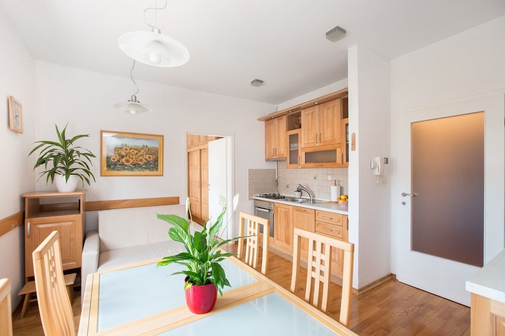 undefined Galileo Apartment 8