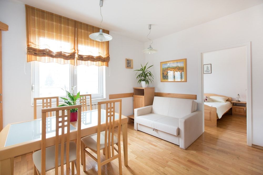 undefined Galileo Apartment 7