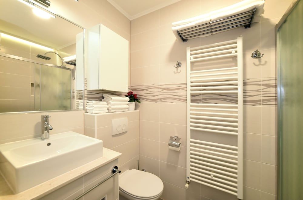 Zagreb 3 Hearts Apartment (1 Red heart) 4