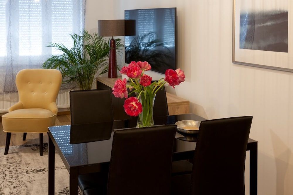 undefined Apartment Gatsby 5