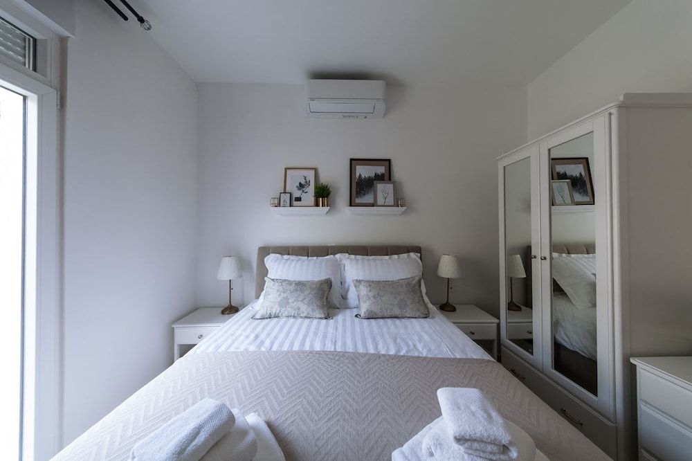 undefined Apartment Gatsby 10