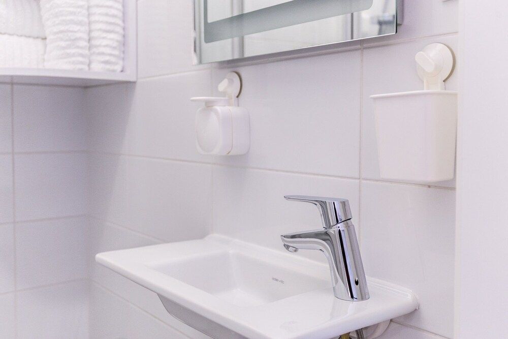 F11 Gallery Studio (Indian Summer) 17