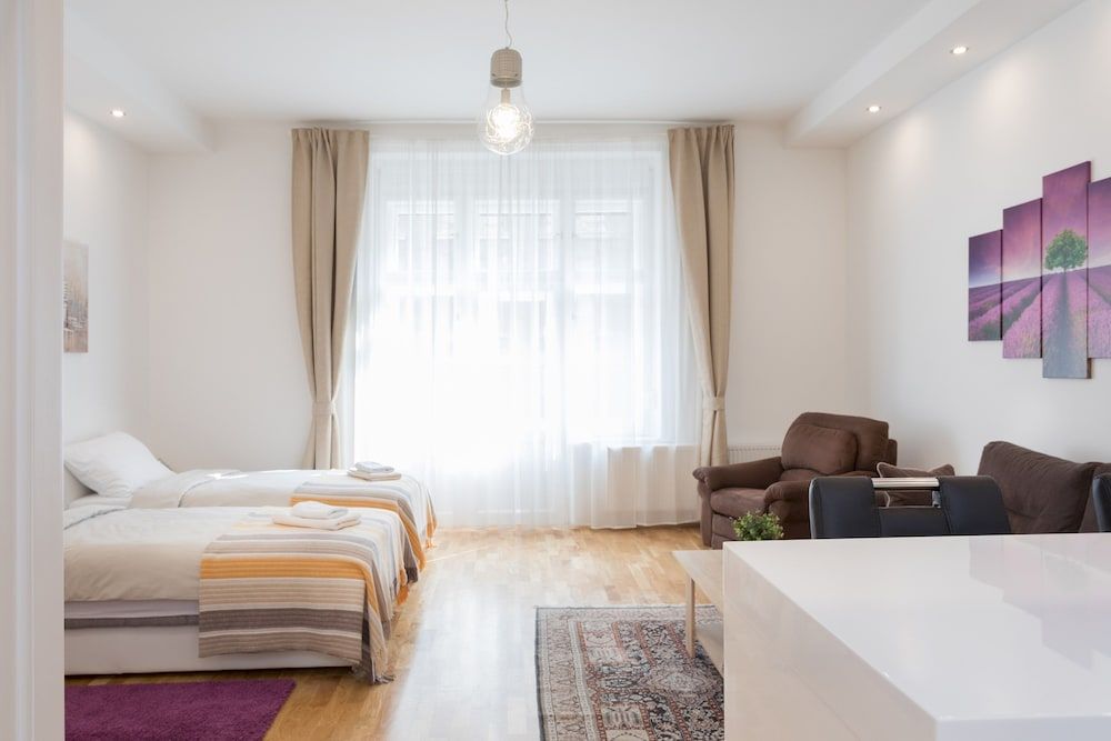 undefined Bright and Spacious Apartment in the City Center!
