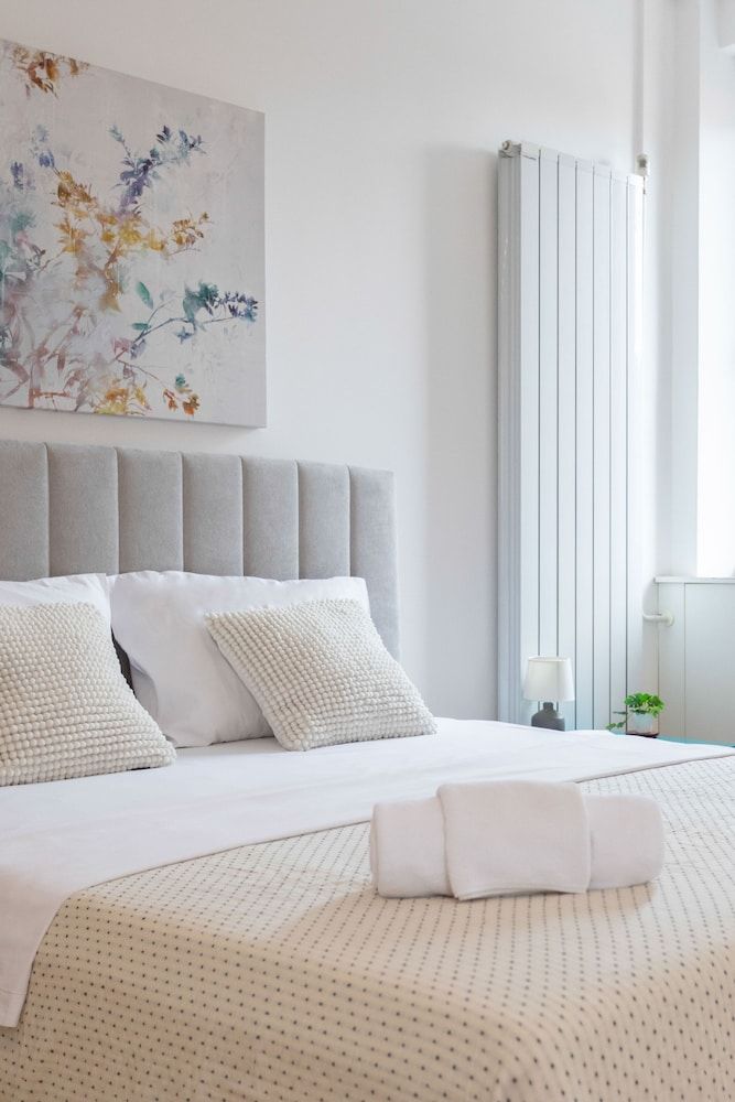 undefined Beautiful Main Square Studio With the Balcony 2