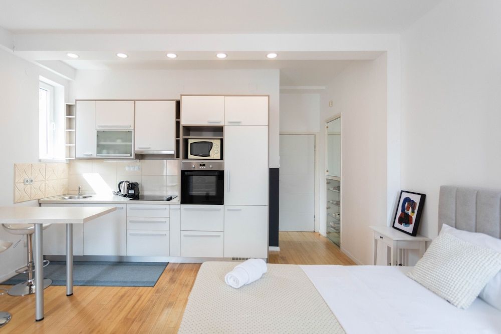 undefined Beautiful Main Square Studio With the Balcony 9