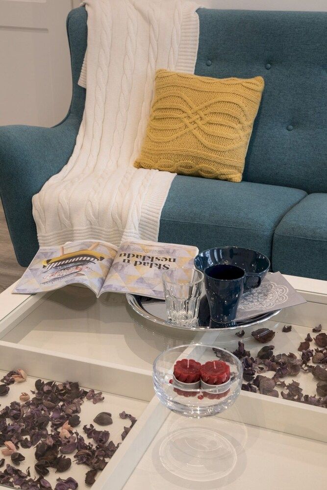 Modern 2bdr Loft in Old Town - Best Location Apartment (2 Bedrooms) 13