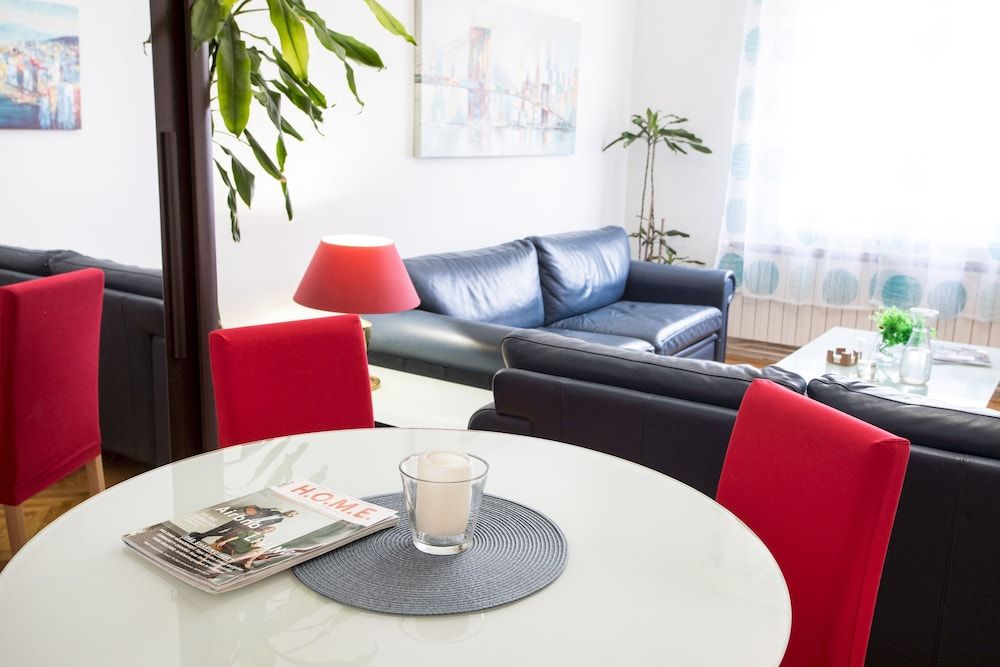 undefined Spacious 2bdr Apartment on Tkalciceva Street 7