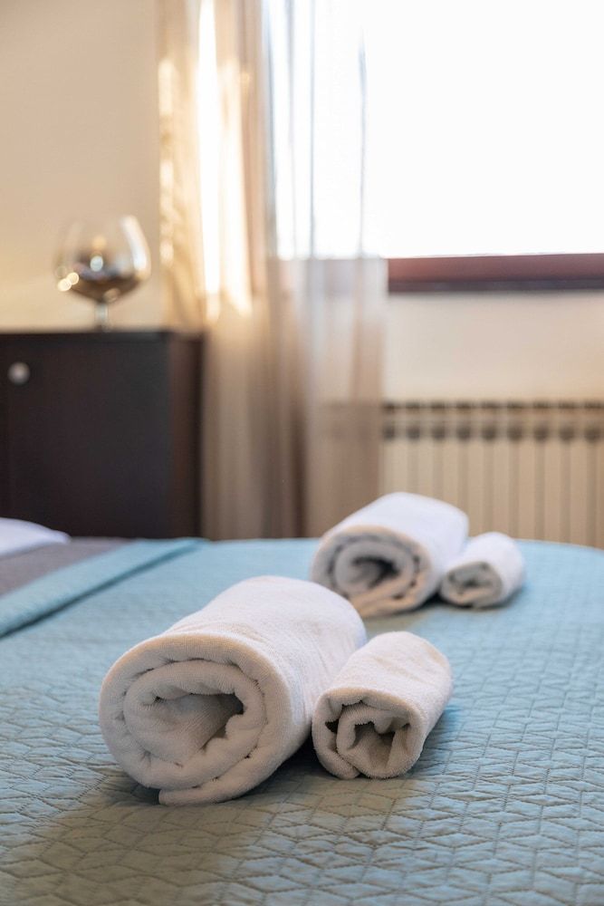 undefined Modern Apartment near Faculty of El. Engineering 7