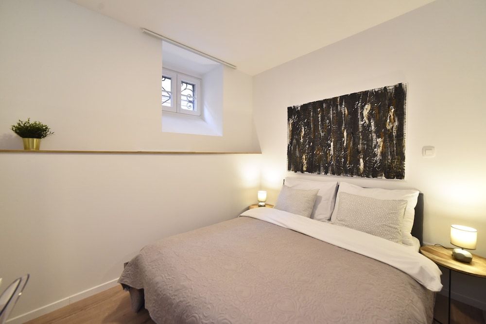 Hidden Backyard Apartments Apartment, 2 Bedrooms 2