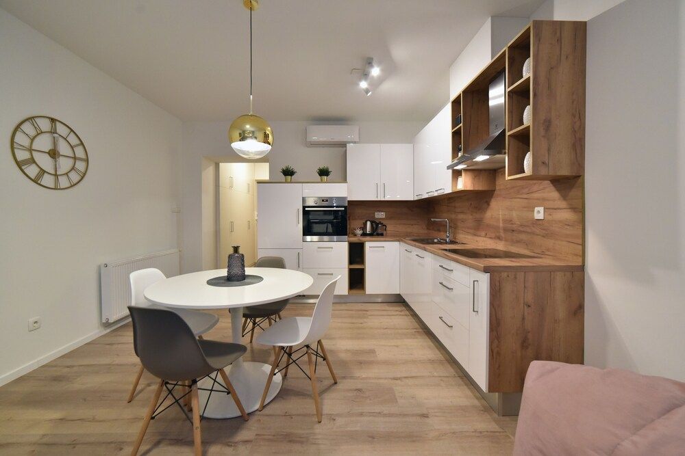 Hidden Backyard Apartments Apartment, 1 Bedroom 8