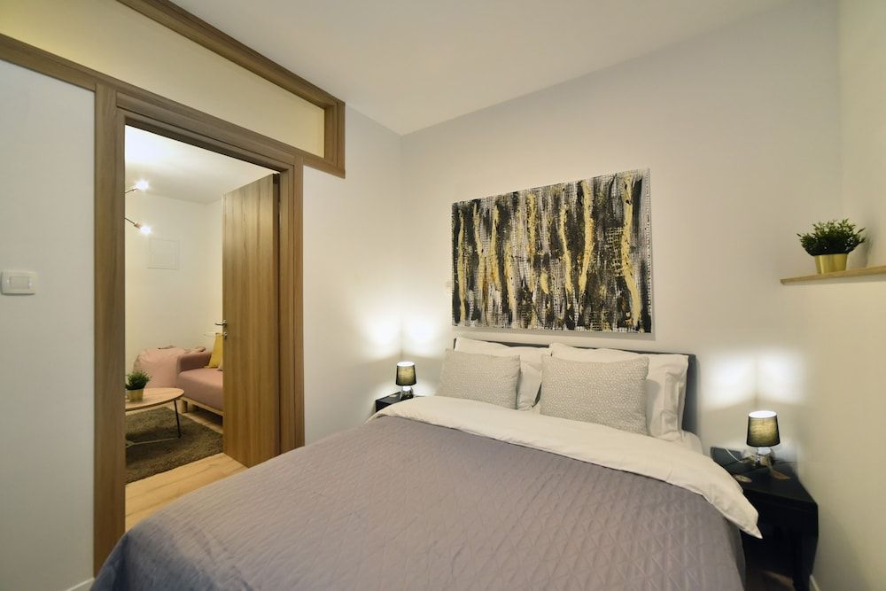 Hidden Backyard Apartments Apartment, 2 Bedrooms 3